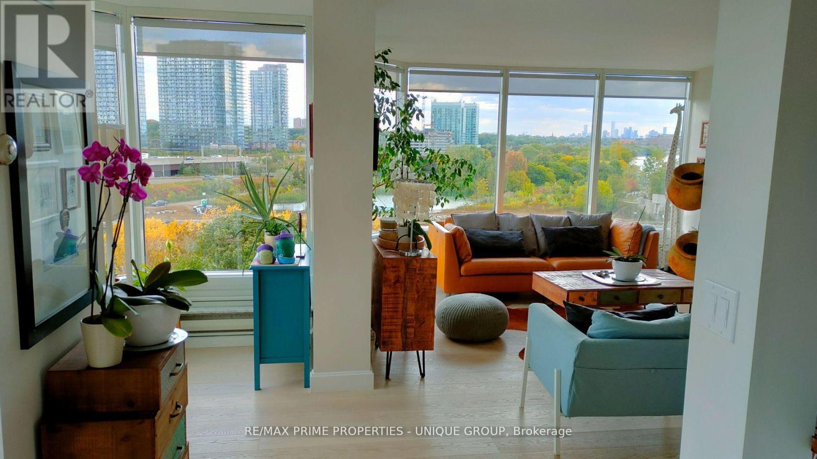 610 - 1 Palace Pier Court, Toronto, Ontario  M8V 3W9 - Photo 6 - W12612386