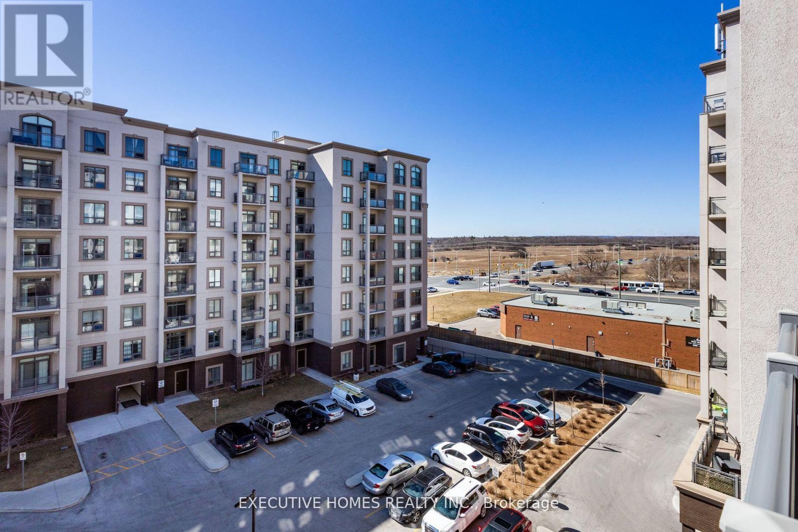 501 - 2486 Old Bronte Road, Oakville, Ontario  L6M 0Y4 - Photo 5 - W12612400