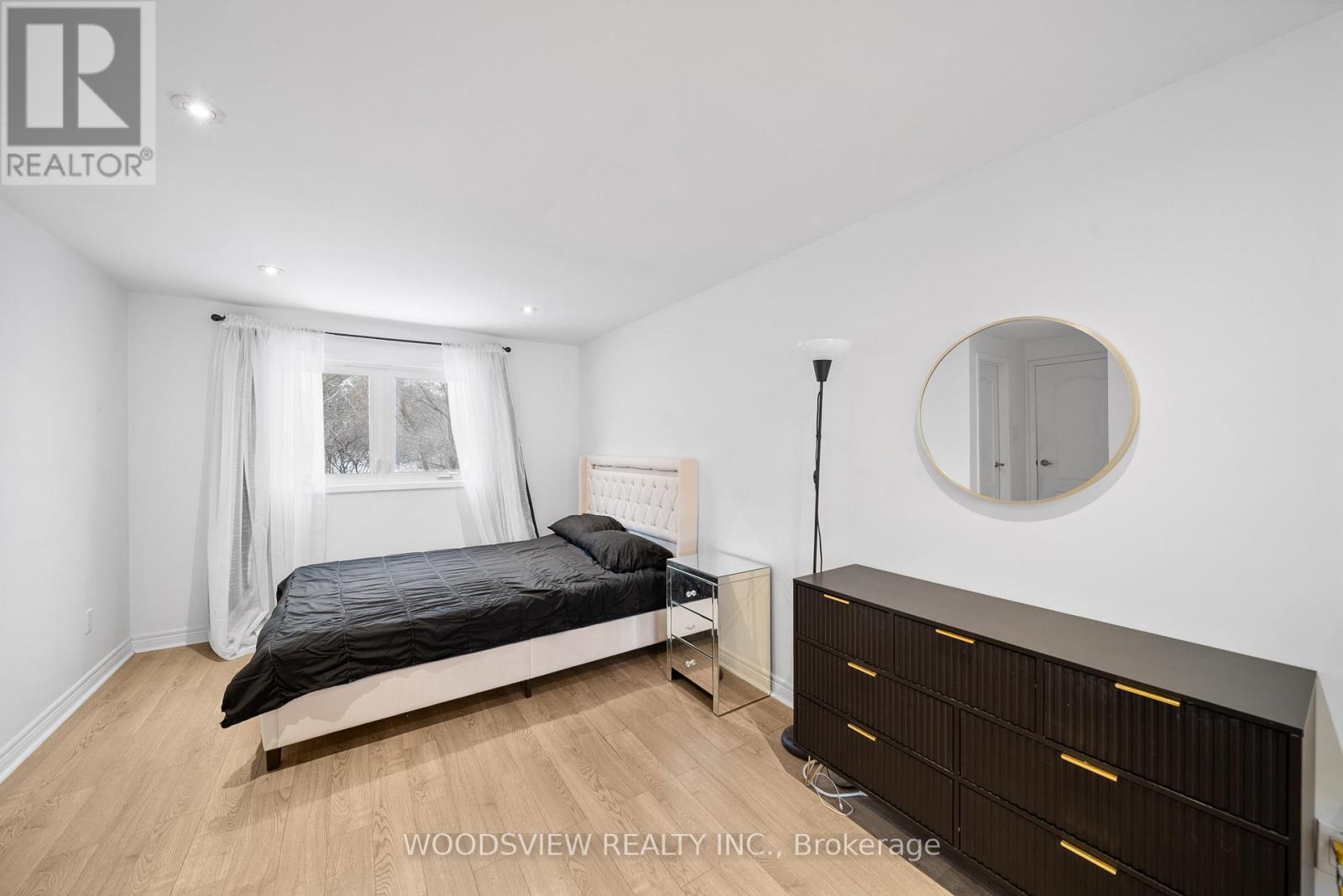 29 Misty Moor Drive, Richmond Hill, Ontario  L4C 6P9 - Photo 19 - N12609256