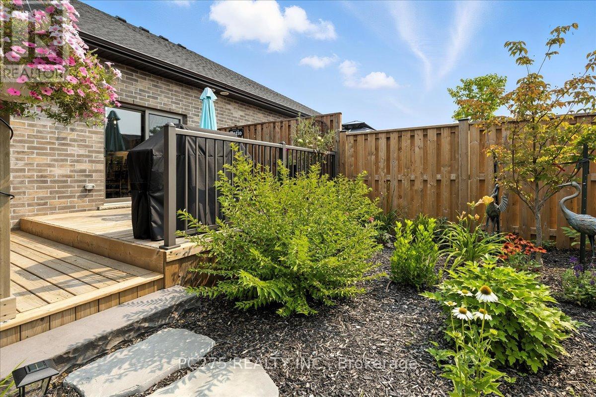 23 Matheson Crescent, East Zorra-Tavistock, Ontario  N0J 1M0 - Photo 40 - X12591782