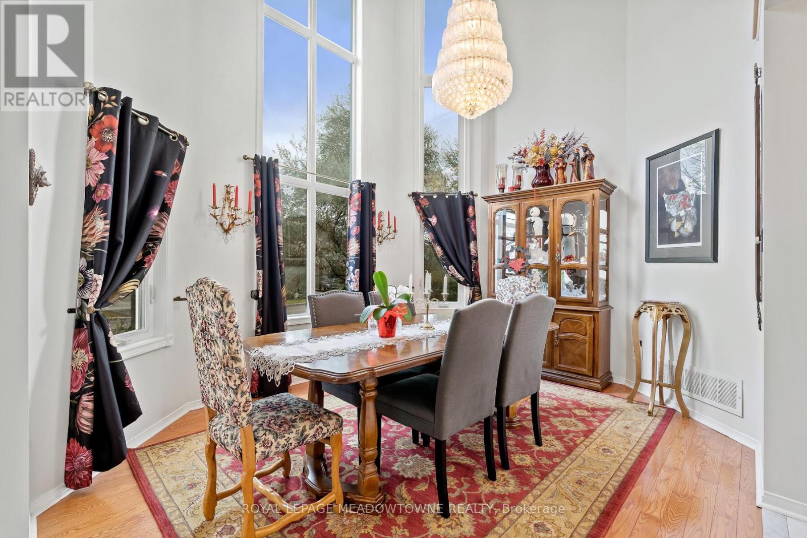 55 James Young Drive, Halton Hills, Ontario  L7G 5S5 - Photo 11 - W12581674