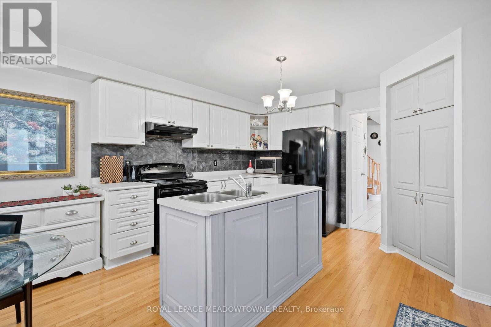 55 James Young Drive, Halton Hills, Ontario  L7G 5S5 - Photo 19 - W12581674