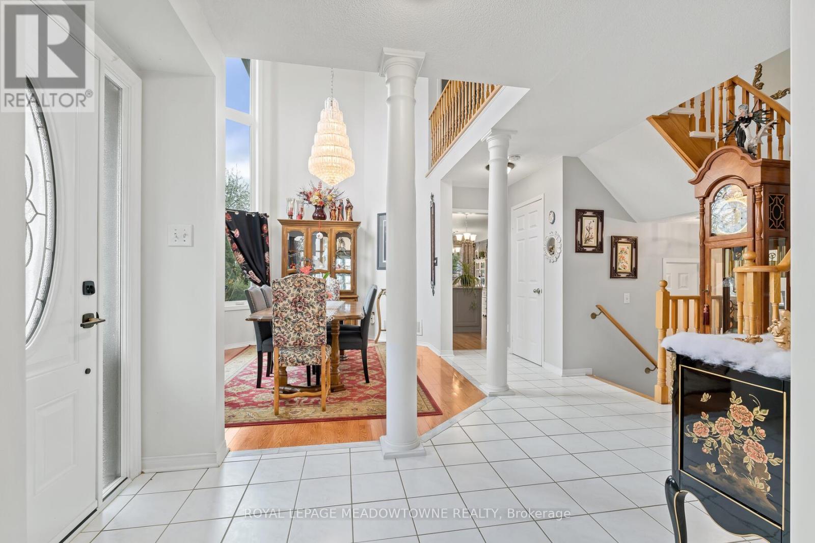 55 James Young Drive, Halton Hills, Ontario  L7G 5S5 - Photo 9 - W12581674