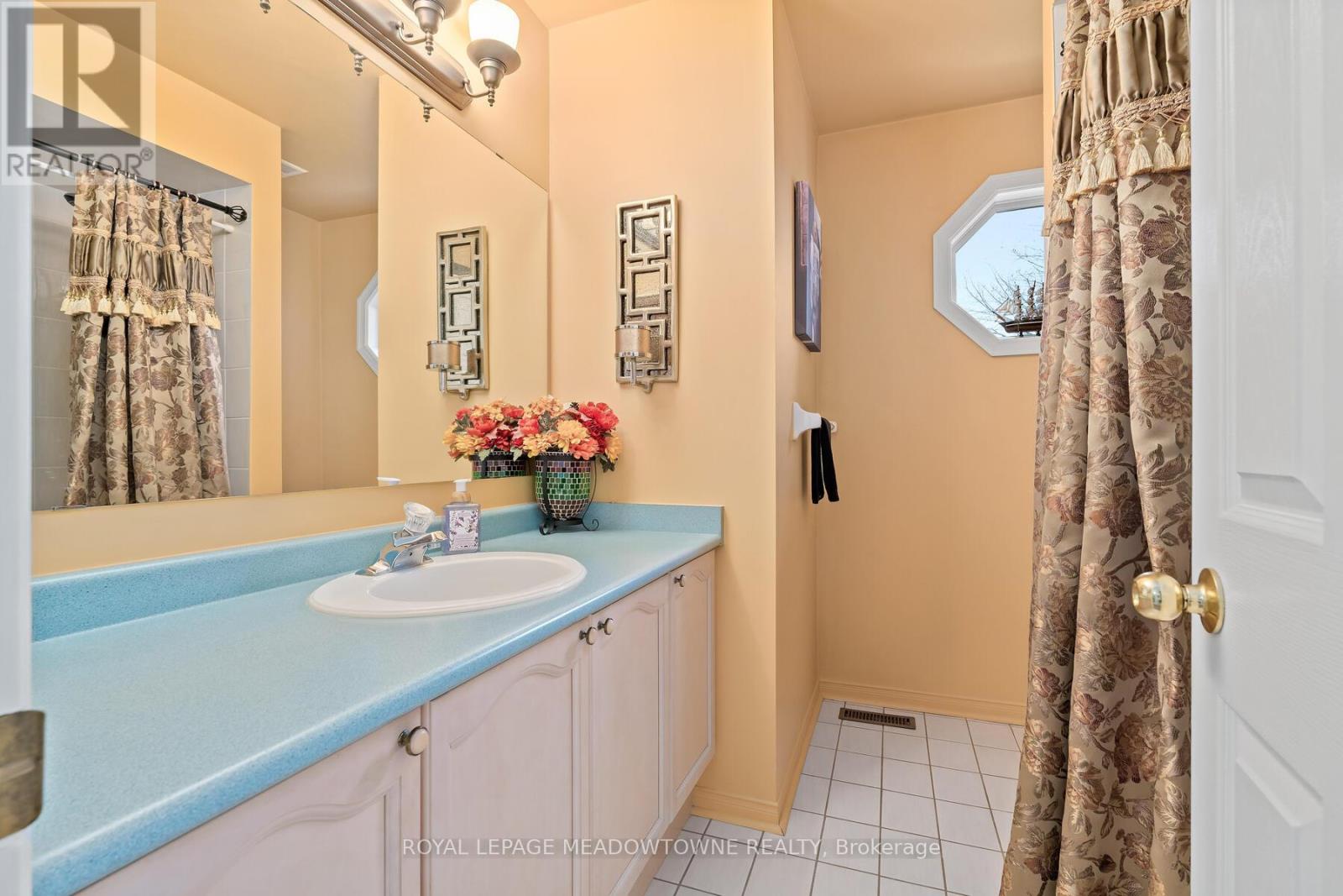 55 James Young Drive, Halton Hills, Ontario  L7G 5S5 - Photo 40 - W12581674