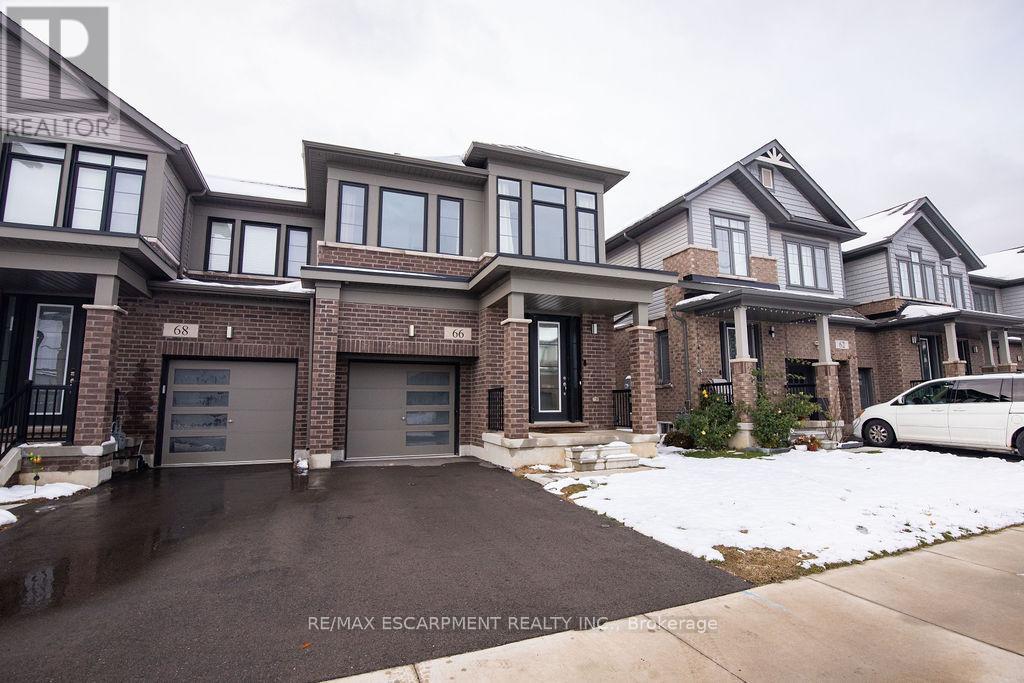 66 FREEDOM CRESCENT, Hamilton, Ontario