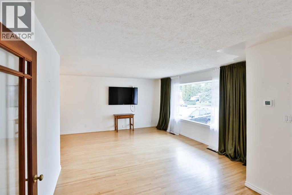 1020 Fern Crescent S, Lethbridge, Alberta T1K 2W3 - Photo 13 - A2250050