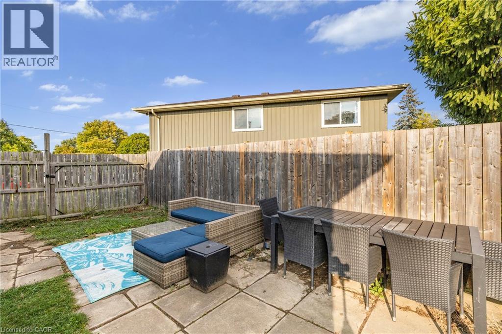 16 Roxborough Court, St. Catharines, Ontario  L2M 6E3 - Photo 43 - 40772856