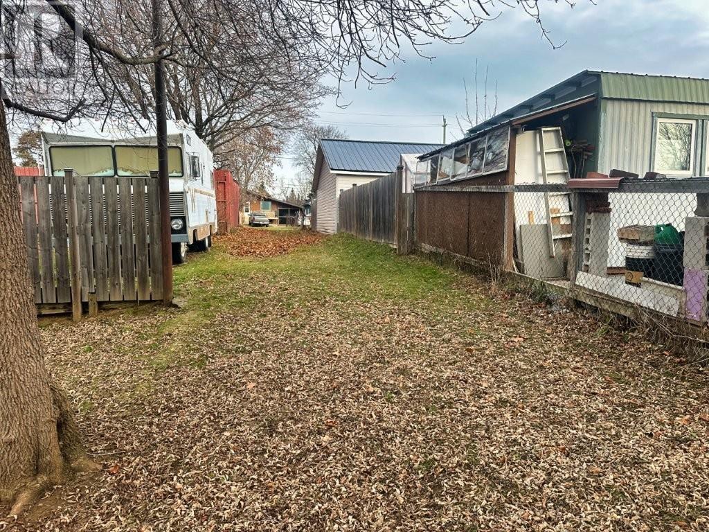 221 & 223 Bruce Street, Thunder Bay, Ontario P7A 5W8 - Photo 39 - TB253587