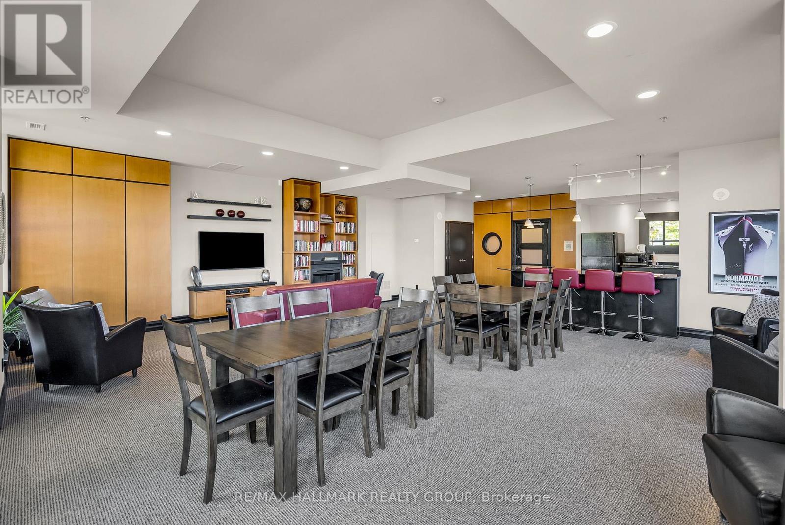 302 - 75 Cleary Avenue, Ottawa, Ontario  K2A 1R8 - Photo 28 - X12612462