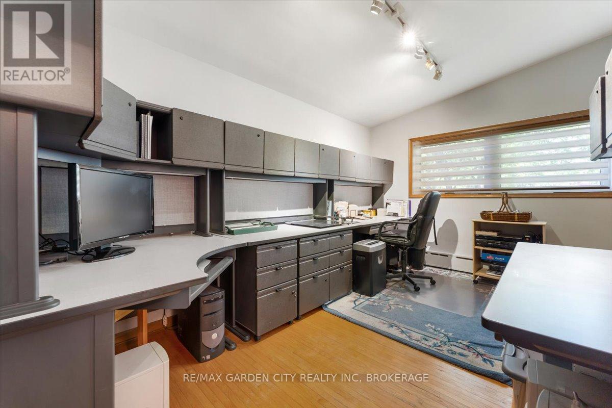 7 Glenayr Place, St. Catharines, Ontario  L2T 2A2 - Photo 19 - X12612540