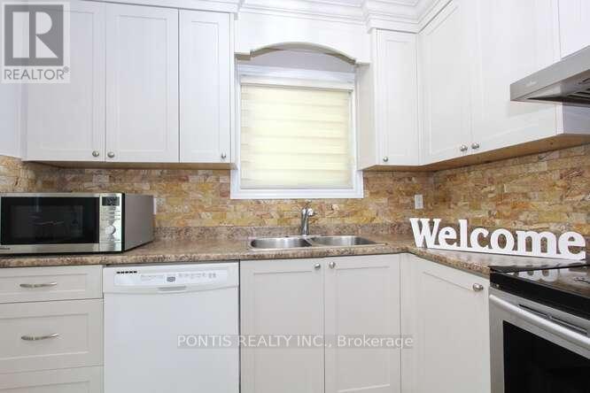 72 Sheldrake Court, Brampton, Ontario  L6Y 2W9 - Photo 9 - W12612370