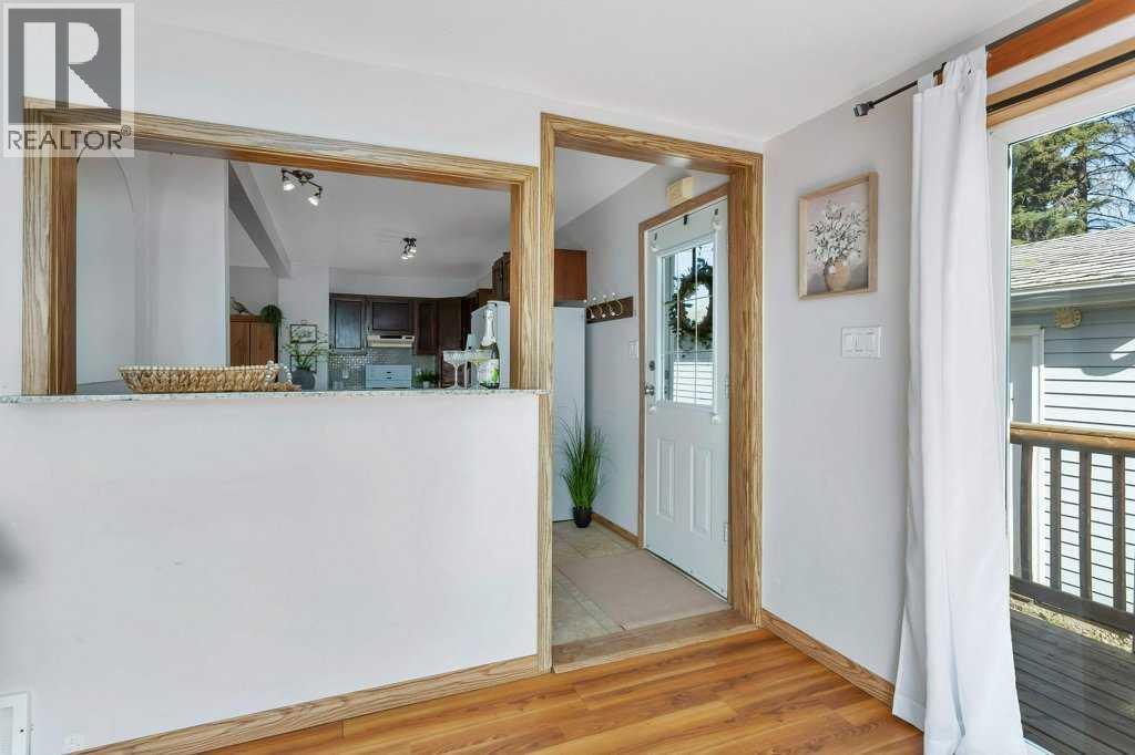 5025 49 Avenue, Rimbey, Alberta T0C 2J0 - Photo 7 - A2265534