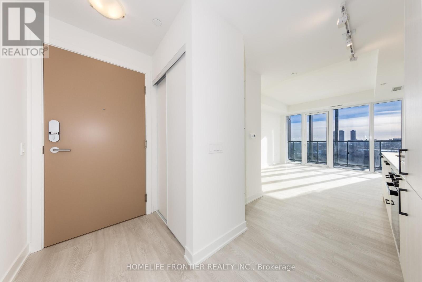 1414 - 1 Quarrington Lane, Toronto, Ontario  M3C 0S4 - Photo 2 - C12612492