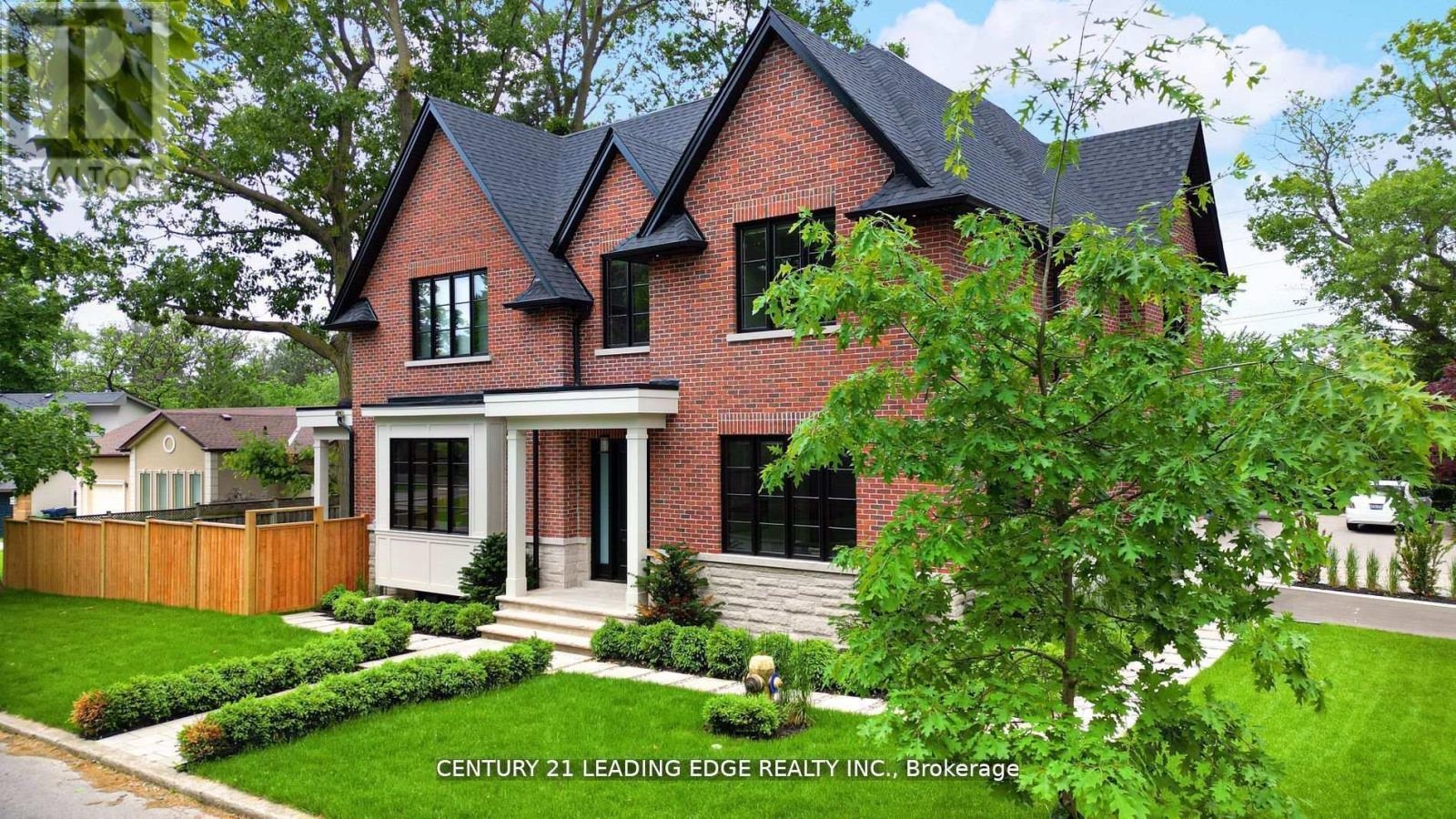 48 Tangmere Road, Toronto, Ontario  M3B 2N3 - Photo 45 - C12612494