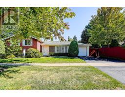 62 KEMPSELL CRESCENT, Toronto, Ontario