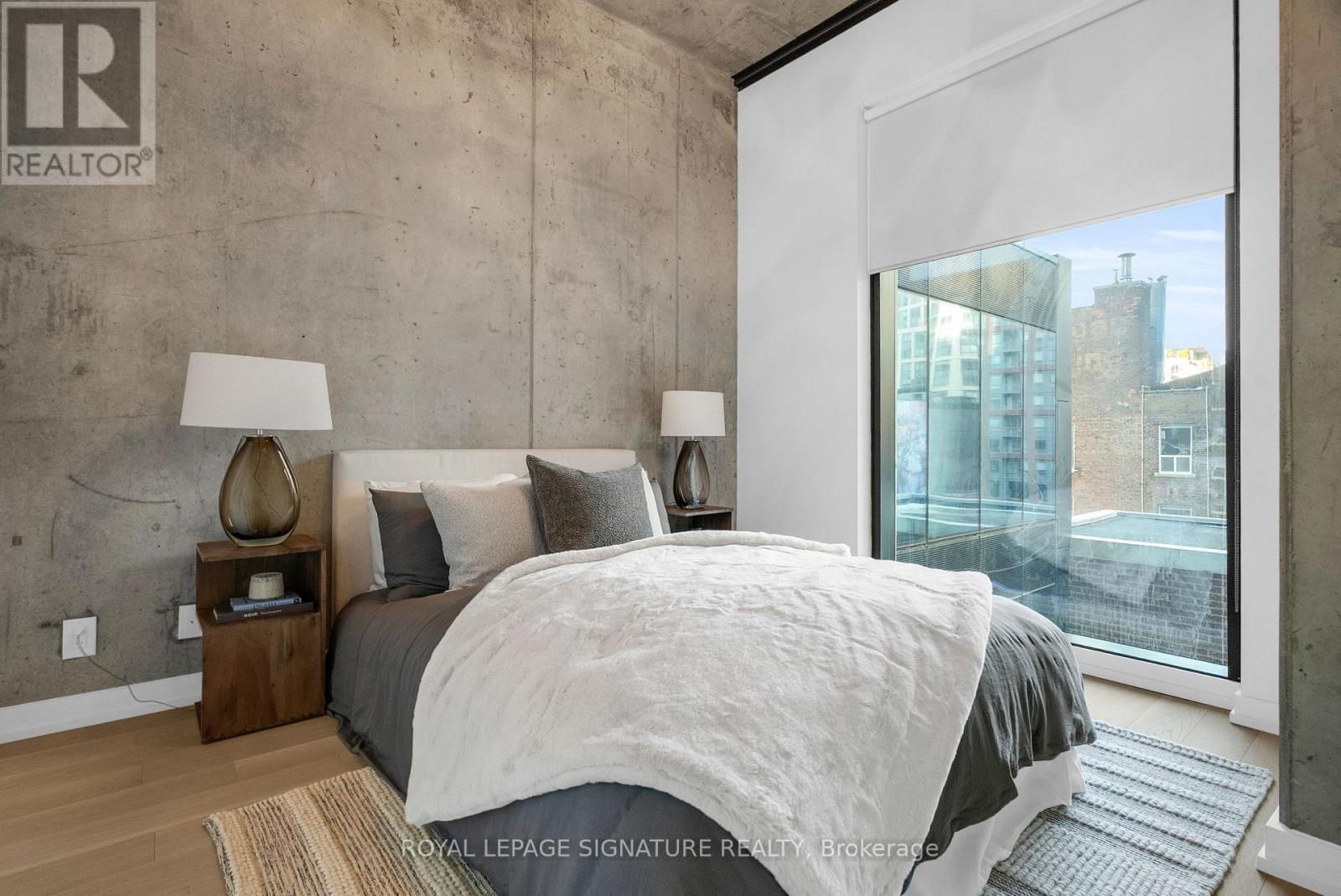 606 - 11 Charlotte Street, Toronto, Ontario  M5V 0M6 - Photo 13 - C12612526