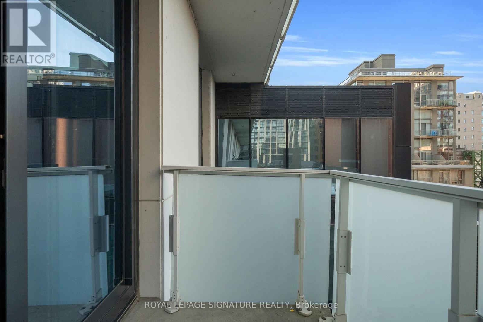 606 - 11 Charlotte Street, Toronto, Ontario  M5V 0M6 - Photo 19 - C12612526