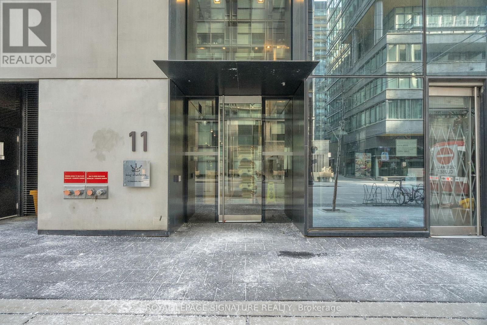 606 - 11 Charlotte Street, Toronto, Ontario  M5V 0M6 - Photo 24 - C12612526