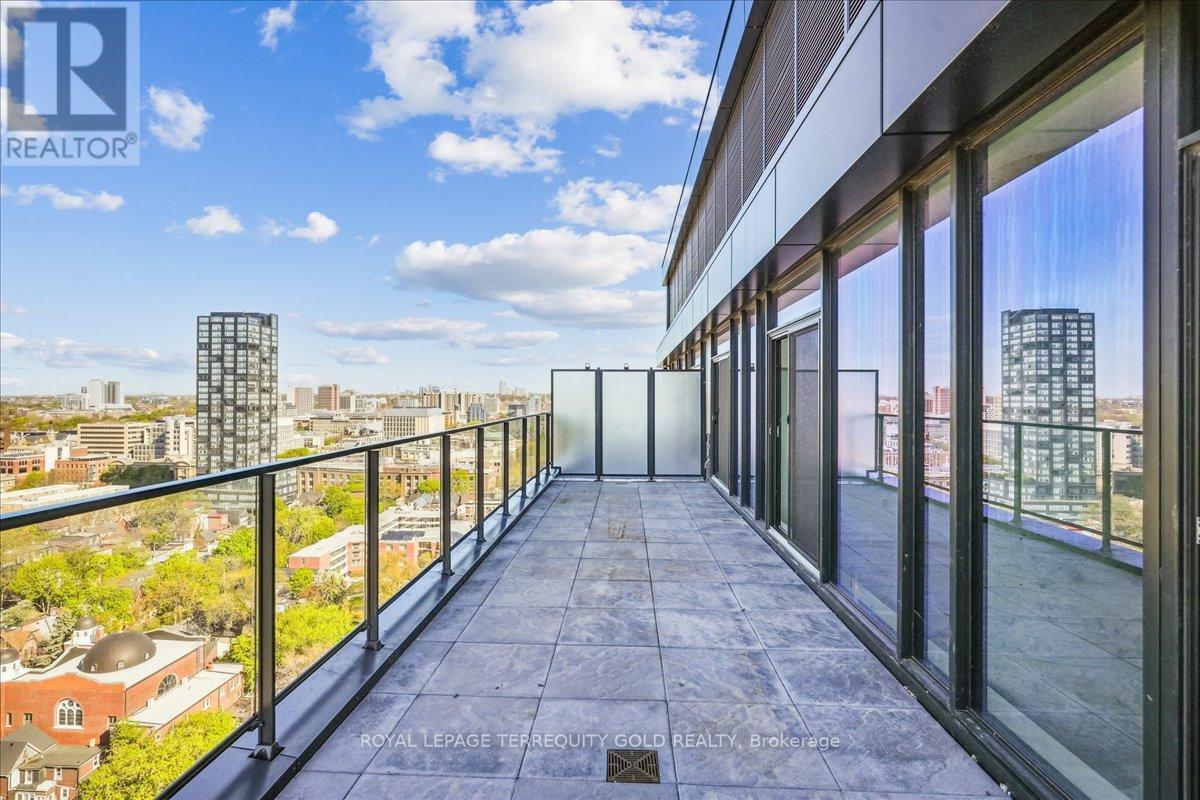 2003 - 195 Mccaul Street E, Toronto, Ontario  M5T 0E5 - Photo 16 - C12612528