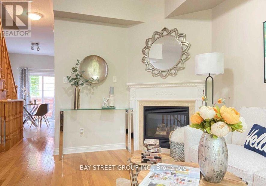 177 Finch Avenue E, Toronto, Ontario  M2N 4R8 - Photo 4 - C12612568