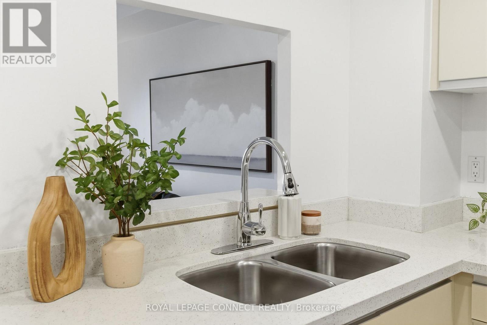 514 - 711 Rossland Road E, Whitby, Ontario  L1N 9Z1 - Photo 11 - E12612544