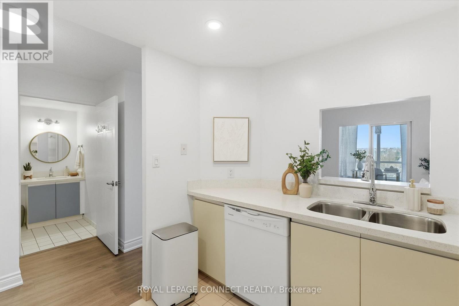 514 - 711 Rossland Road E, Whitby, Ontario  L1N 9Z1 - Photo 12 - E12612544