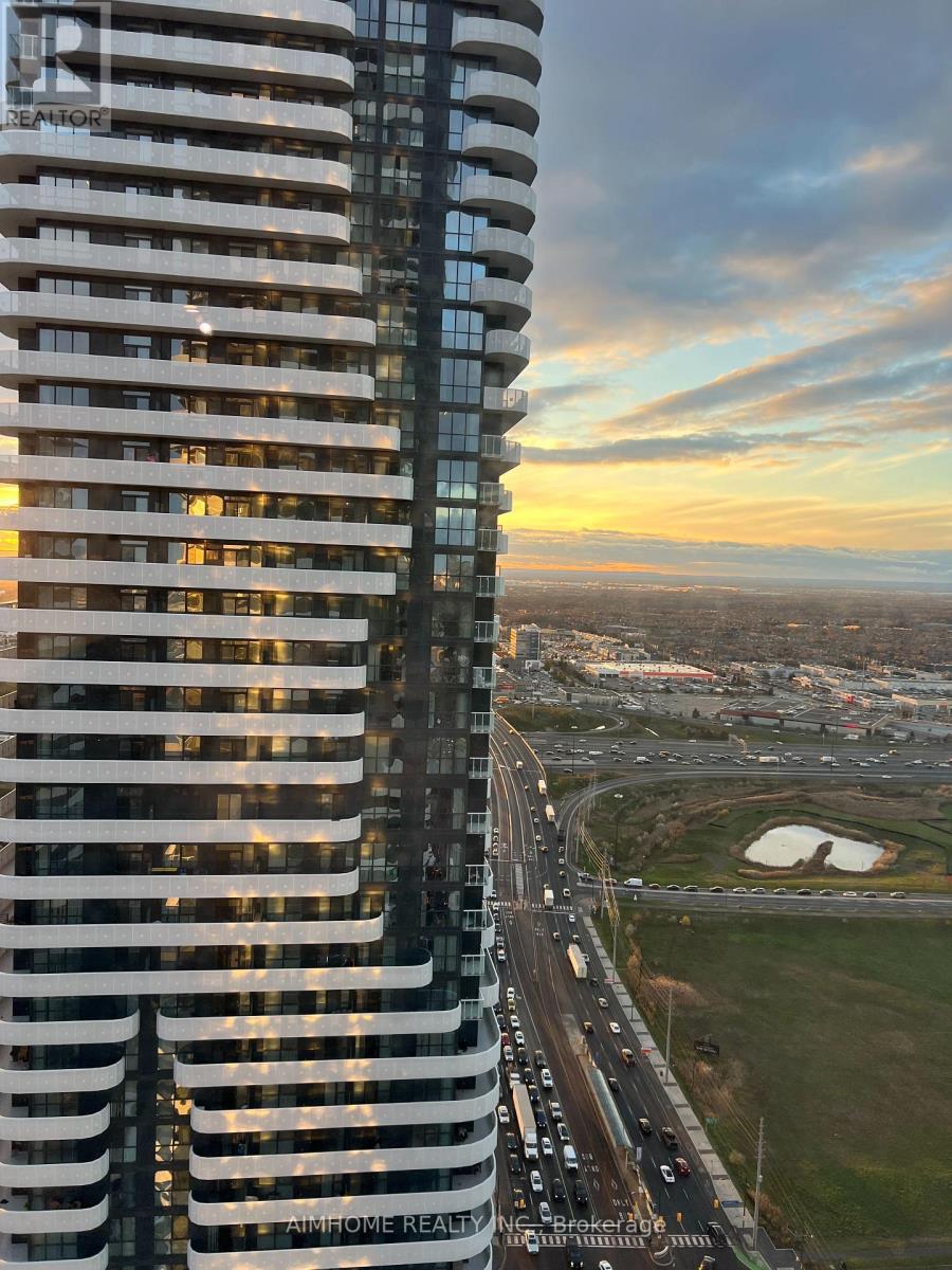 4201 - 8 INTERCHANGE WAY, Vaughan, Ontario