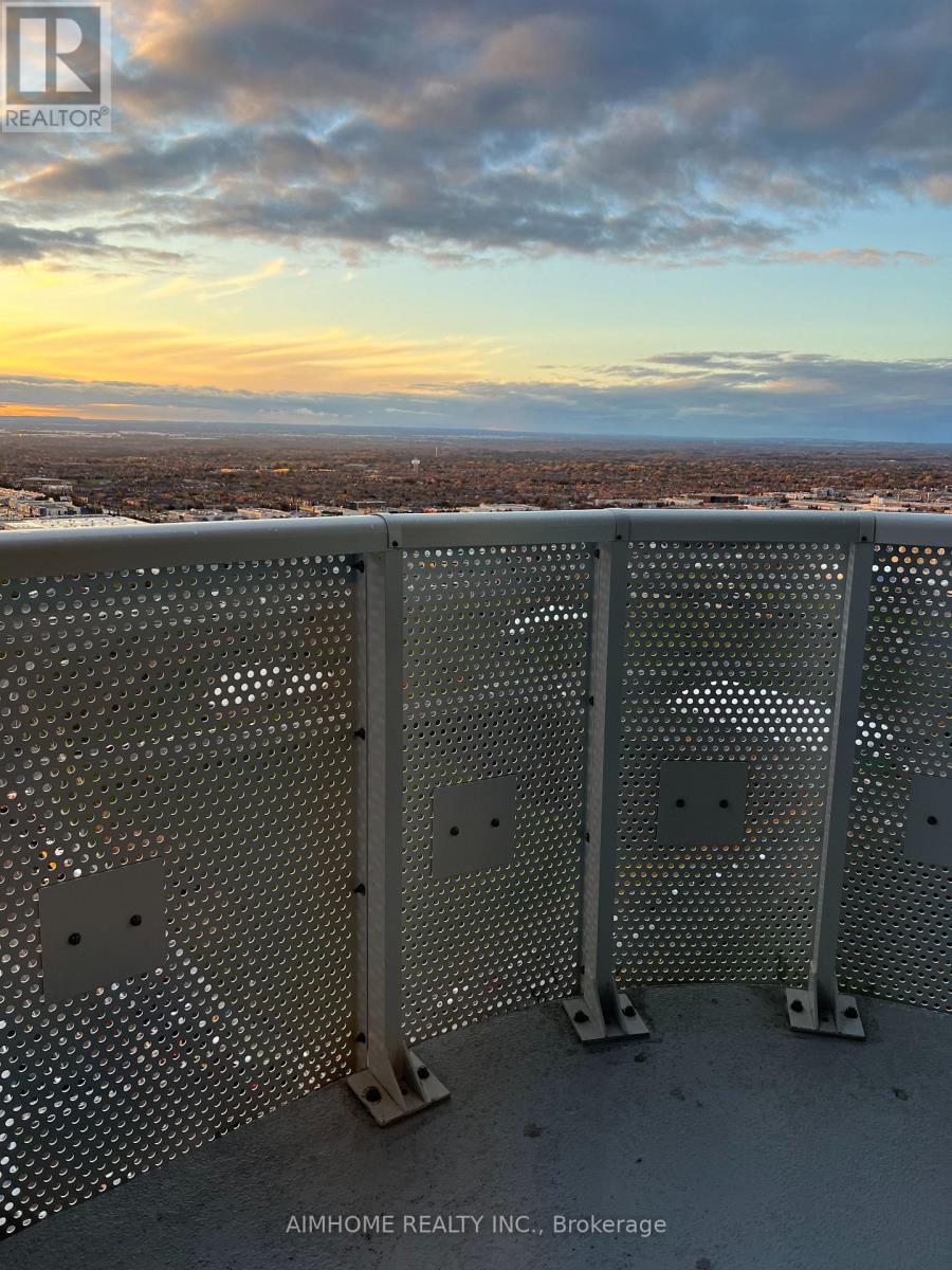 4201 - 8 Interchange Way, Vaughan (Vaughan Corporate Centre), Ontario  L4K 0R2 - Photo 22 - N12612440