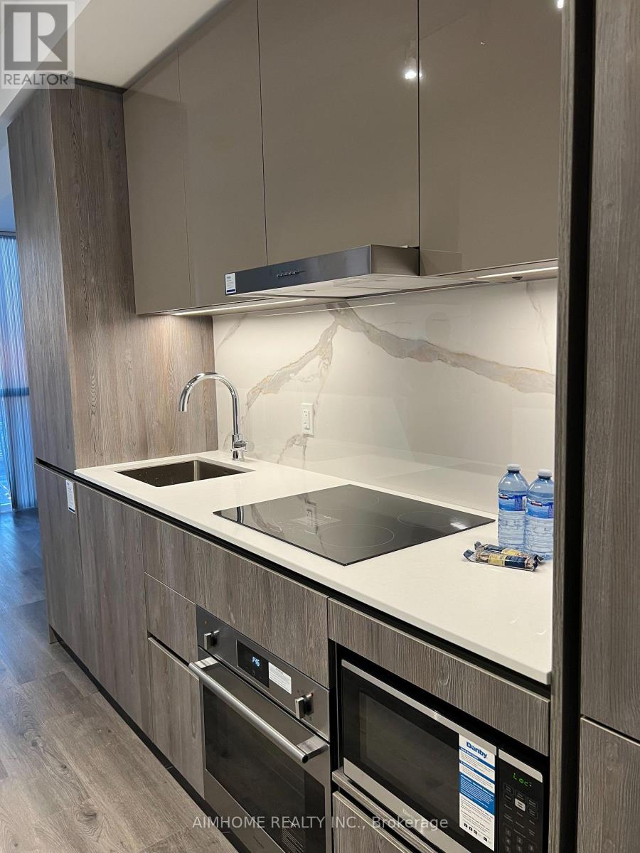 4201 - 8 Interchange Way, Vaughan, Ontario  L4K 0R2 - Photo 6 - N12612440