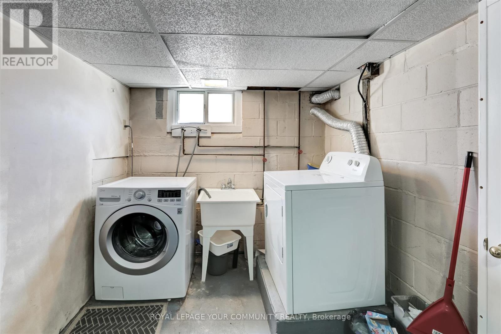 Basement - 18 Railway Street, Vaughan (Maple), Ontario  L6A 1P7 - Photo 12 - N12612502