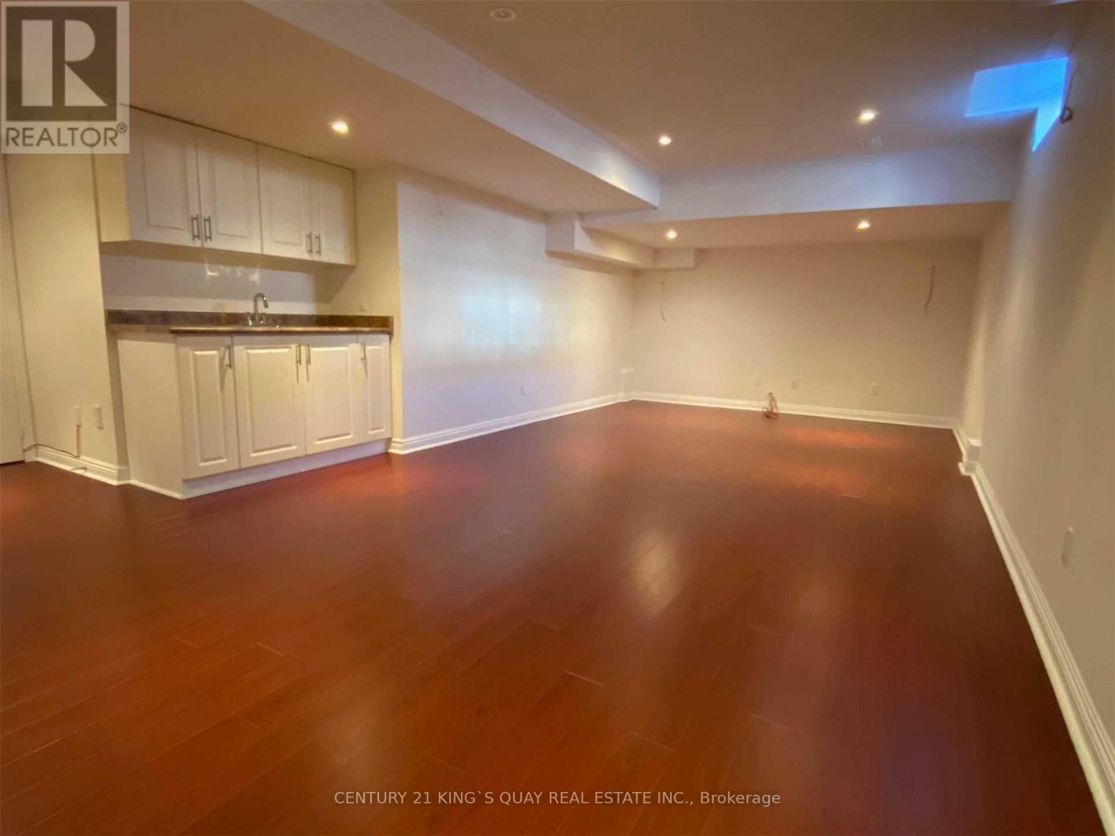 49 Calico Crescent, Markham, Ontario  L6C 3A4 - Photo 12 - N12612520