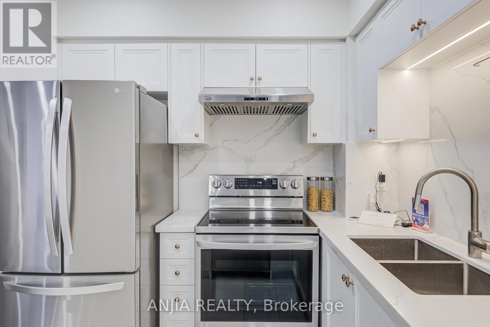 32 - 735 New Westminster Drive, Vaughan, Ontario L4J 7Y9 - Photo 18 - N12612562