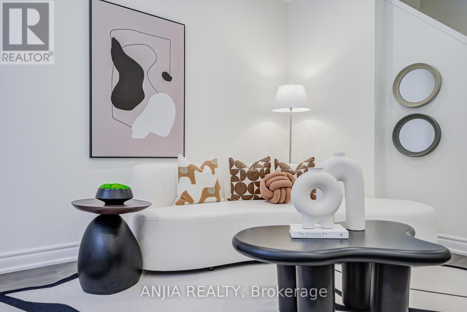 32 - 735 New Westminster Drive, Vaughan, Ontario L4J 7Y9 - Photo 22 - N12612562