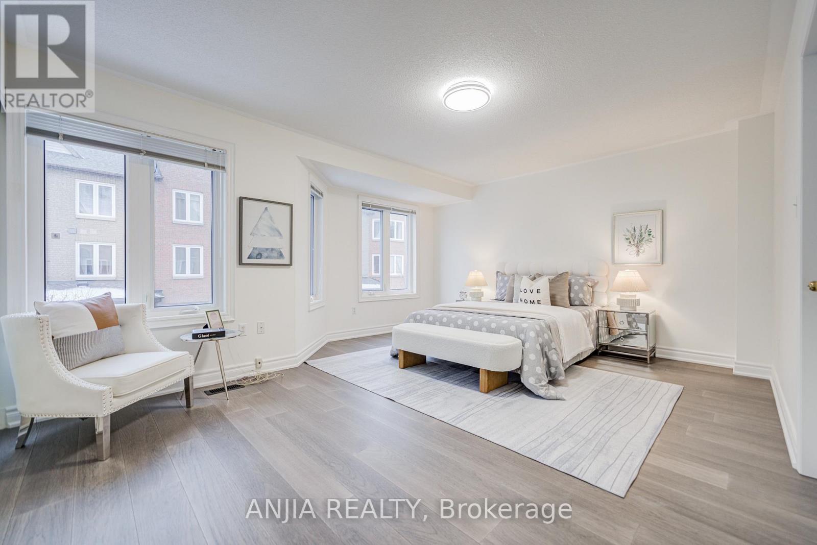 32 - 735 New Westminster Drive, Vaughan, Ontario L4J 7Y9 - Photo 23 - N12612562