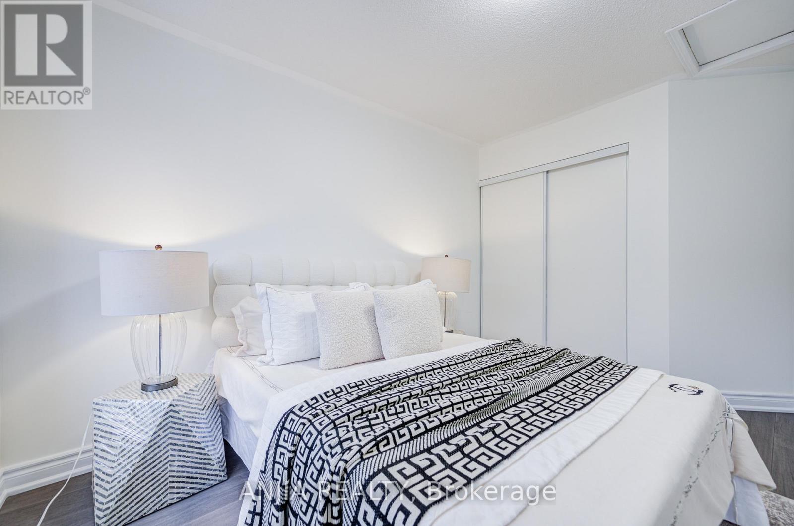 32 - 735 New Westminster Drive, Vaughan, Ontario L4J 7Y9 - Photo 32 - N12612562