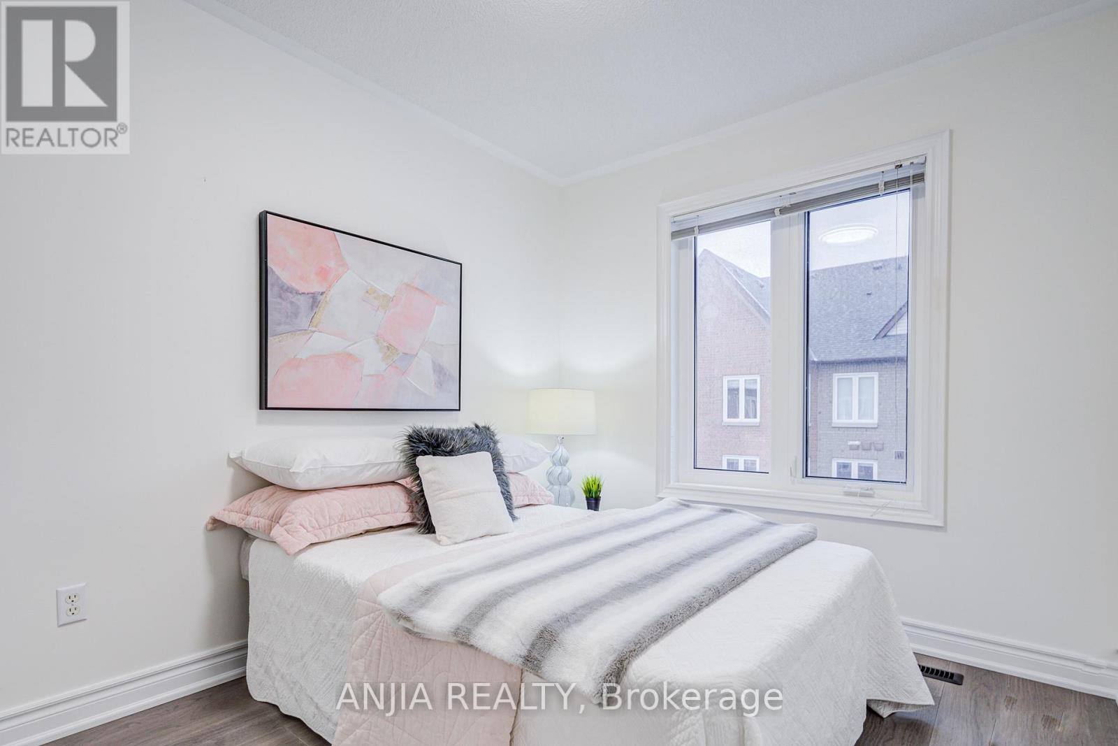 32 - 735 New Westminster Drive, Vaughan, Ontario L4J 7Y9 - Photo 33 - N12612562