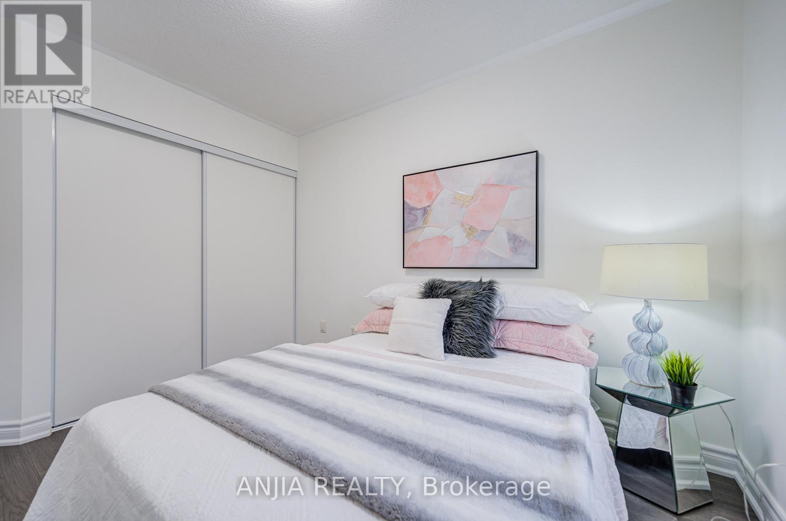 32 - 735 New Westminster Drive, Vaughan, Ontario L4J 7Y9 - Photo 35 - N12612562