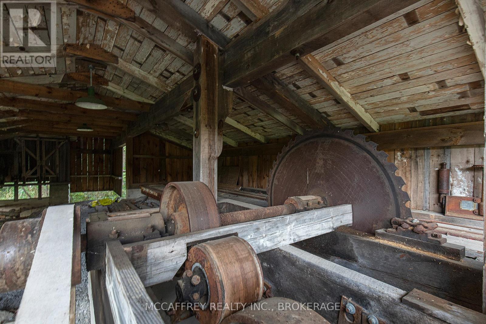 898 County Road 12, Greater Napanee, Ontario  K0K 2W0 - Photo 41 - X12453598