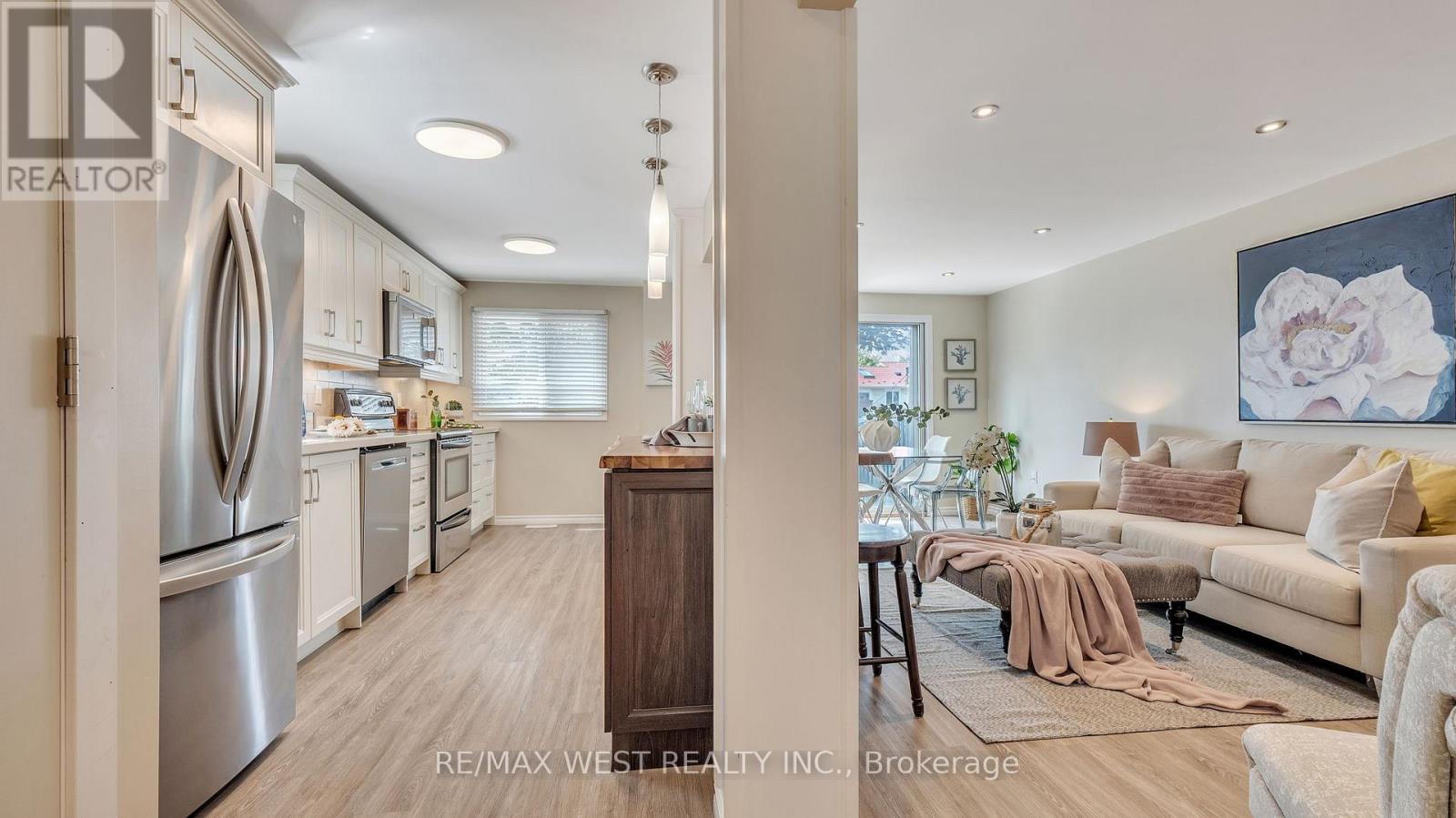 67 Corbett Drive, Barrie (Grove East), Ontario  L4M 5V5 - Photo 11 - S12612530