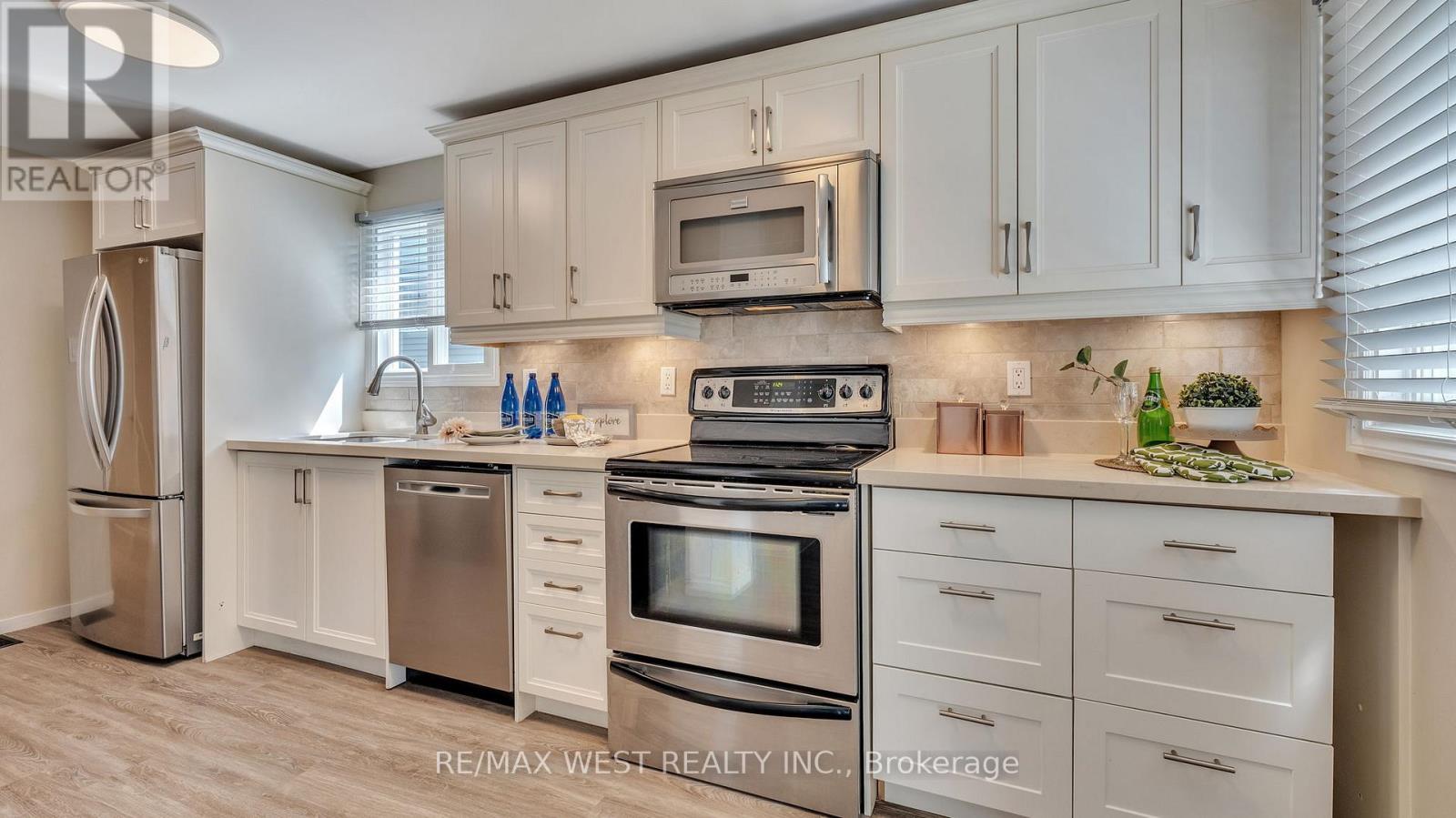 67 Corbett Drive, Barrie (Grove East), Ontario  L4M 5V5 - Photo 17 - S12612530