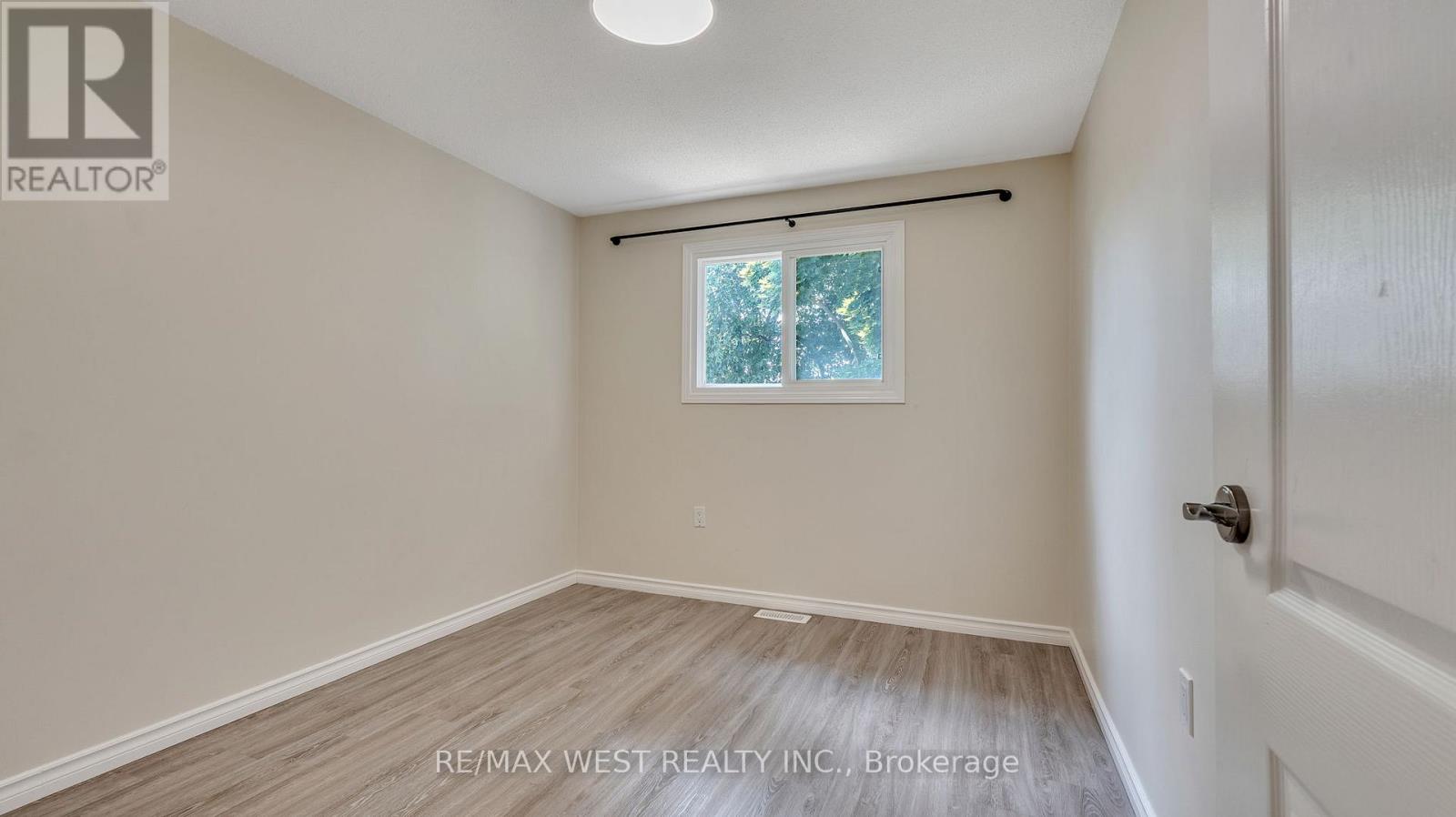 67 Corbett Drive, Barrie (Grove East), Ontario  L4M 5V5 - Photo 31 - S12612530