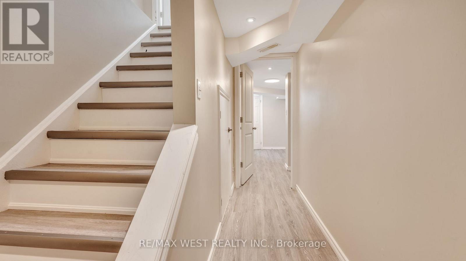 67 Corbett Drive, Barrie (Grove East), Ontario  L4M 5V5 - Photo 34 - S12612530