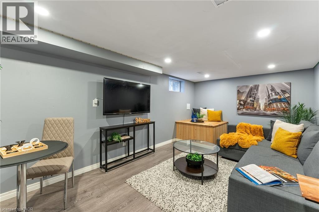 264 Winona Road, Stoney Creek, Ontario  L8E 5L3 - Photo 37 - 40741554