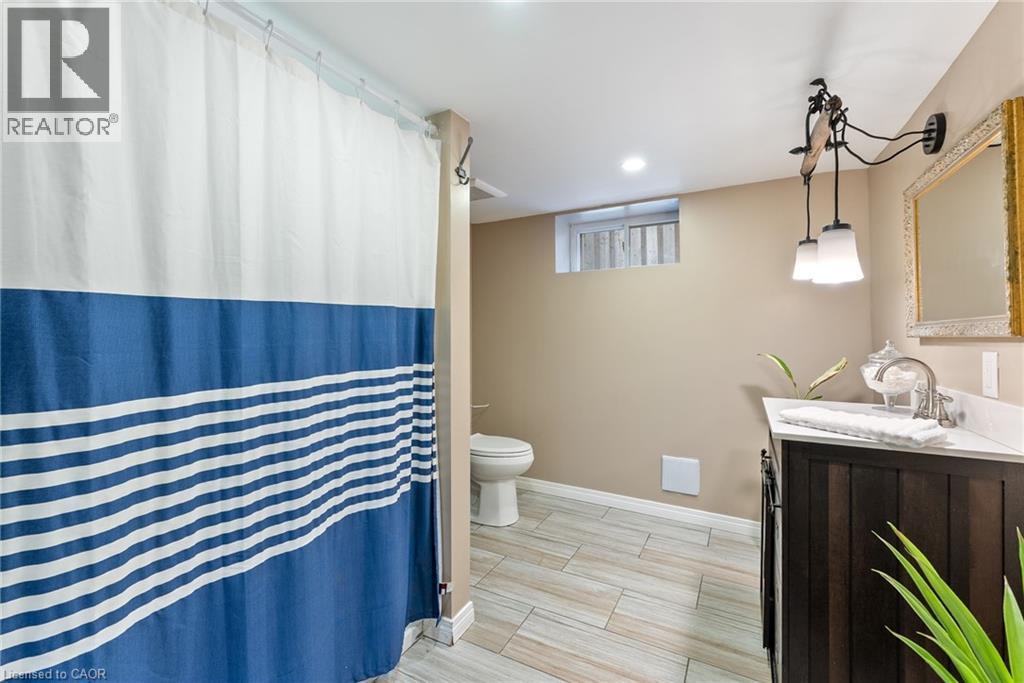 264 Winona Road, Stoney Creek, Ontario  L8E 5L3 - Photo 36 - 40741554