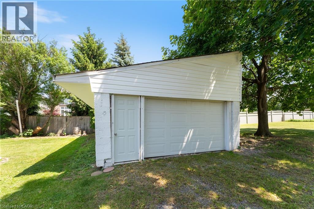 264 Winona Road, Stoney Creek, Ontario  L8E 5L3 - Photo 43 - 40741554