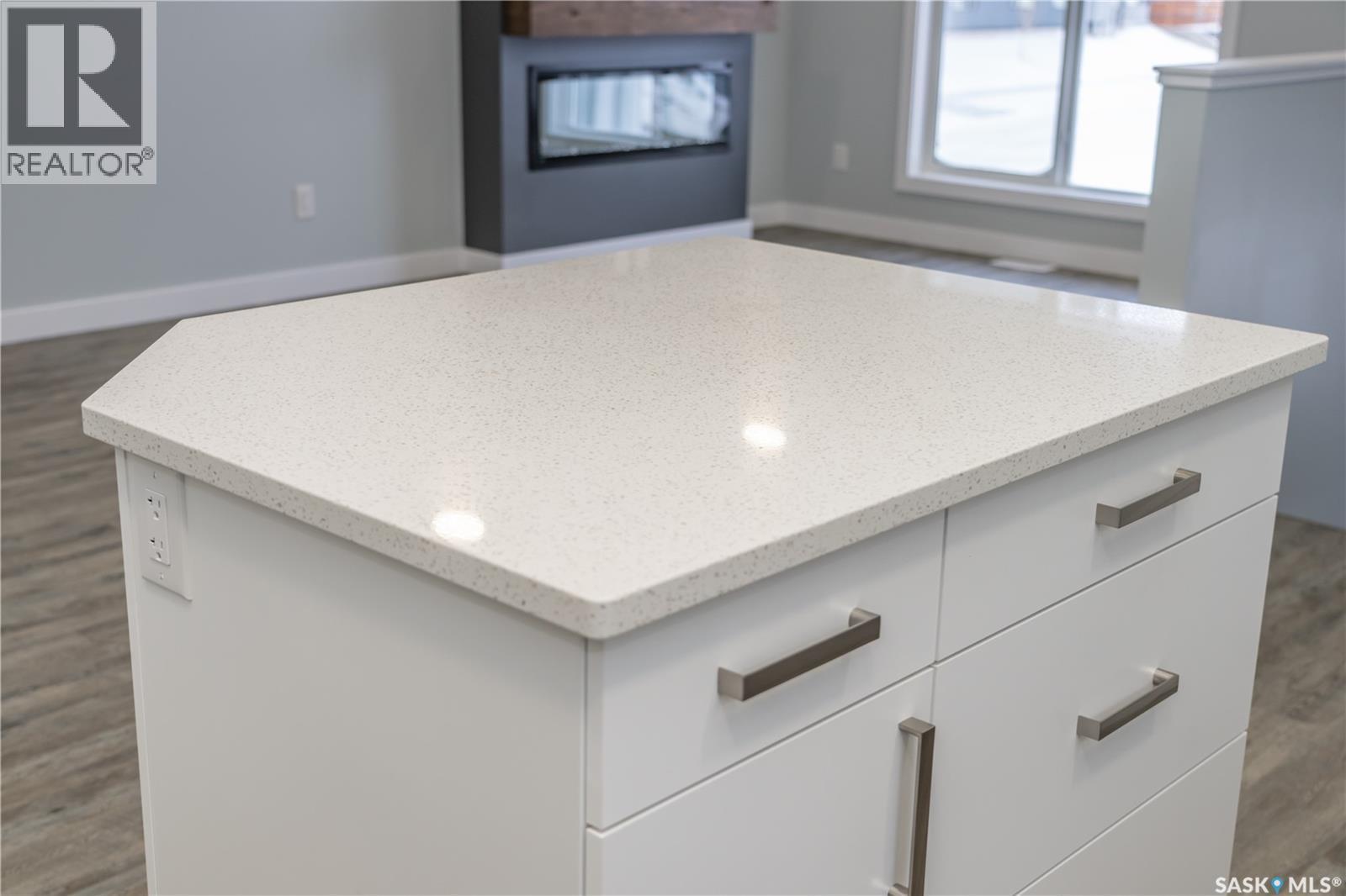 103 Taskamanwa Street, Saskatoon, Saskatchewan  S7V 1X3 - Photo 10 - SK025394