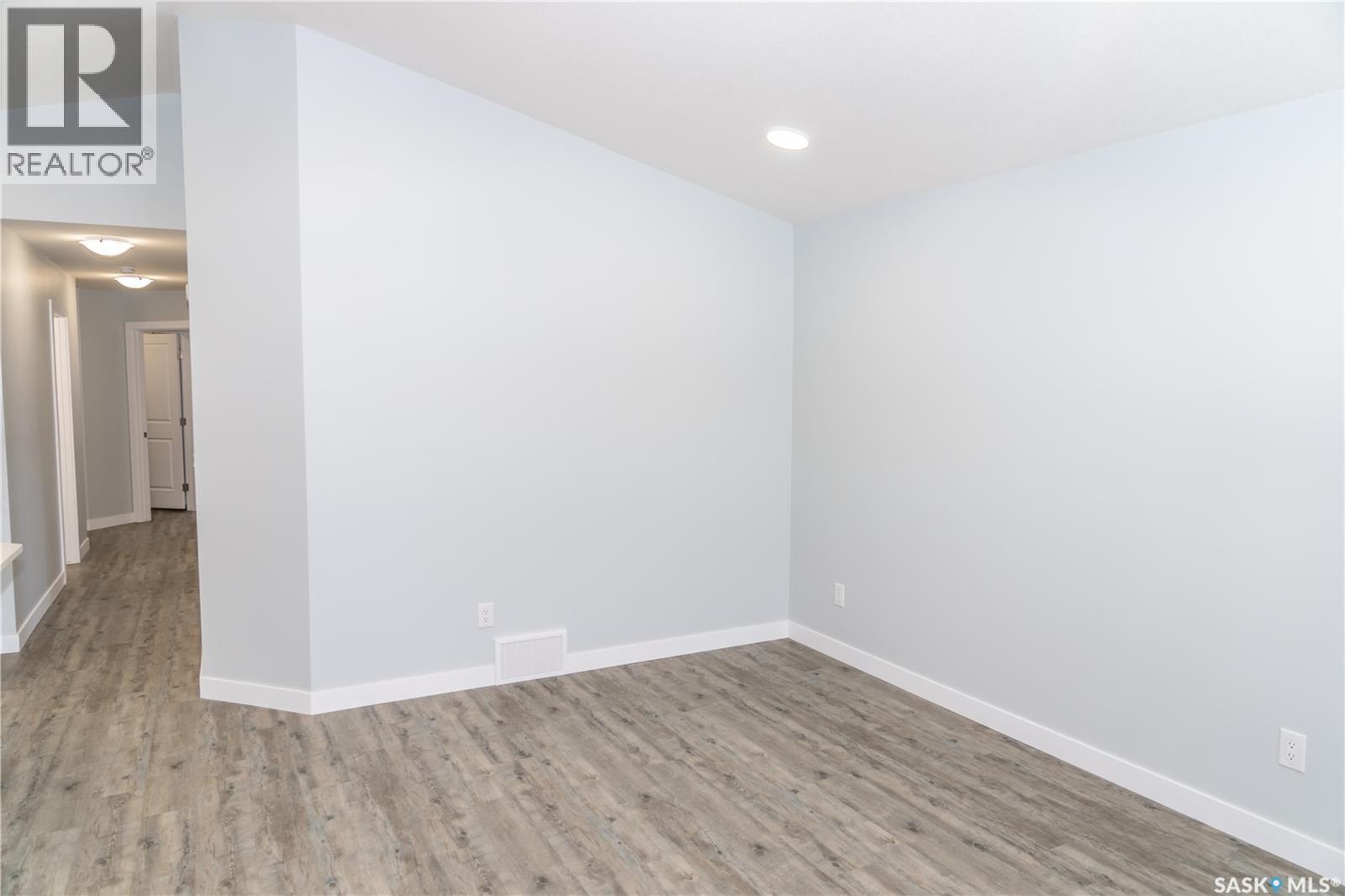 103 Taskamanwa Street, Saskatoon, Saskatchewan  S7V 1X3 - Photo 12 - SK025394