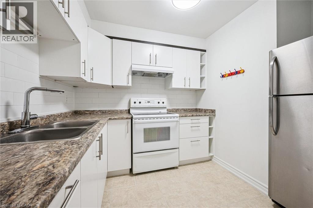 301 Bluevale Street N Unit# E, Waterloo, Ontario  N2J 4H6 - Photo 8 - 40782429