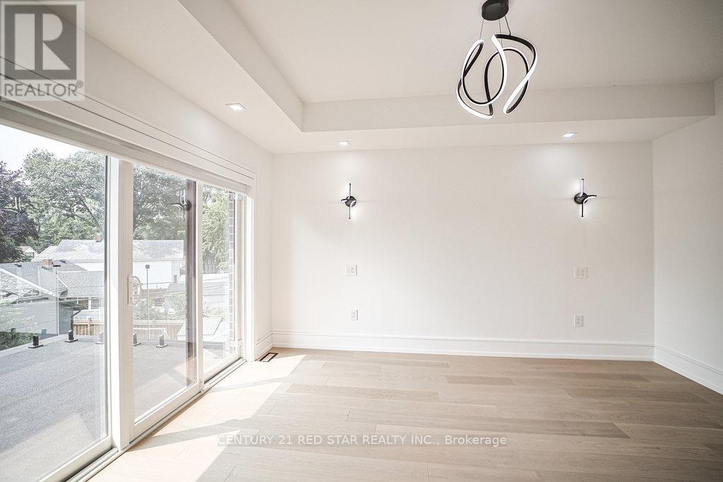 1 Frankwood Road, Toronto, Ontario  M8Z 1Y8 - Photo 19 - W12610676