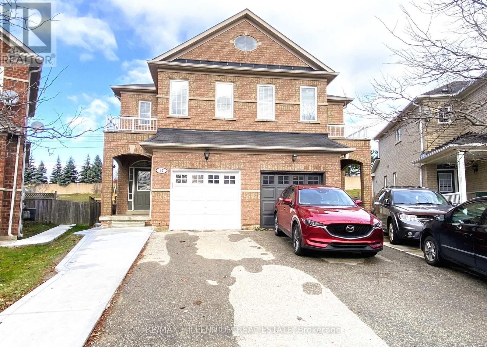 37 SEAHORSE AVENUE, Brampton, Ontario